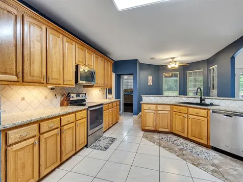 20726 Squaw Valley Trail Crosby TX 77532
