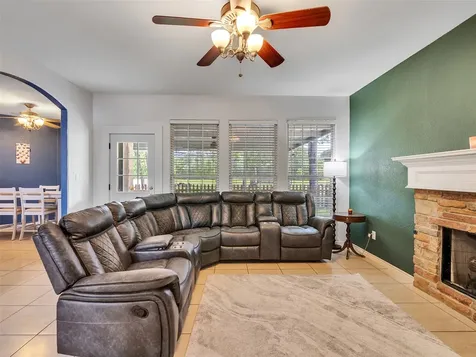 20726 Squaw Valley Trail Crosby TX 77532