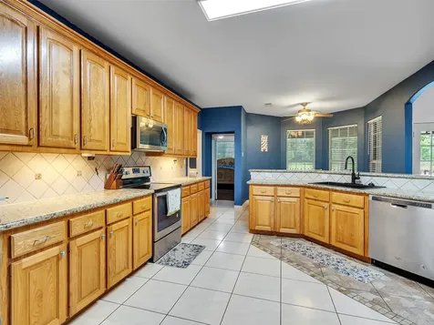 20726 Squaw Valley Trail Crosby TX 77532