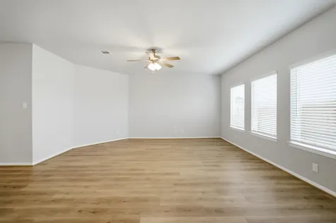 772 Red Mulberry Street La Marque TX 77568