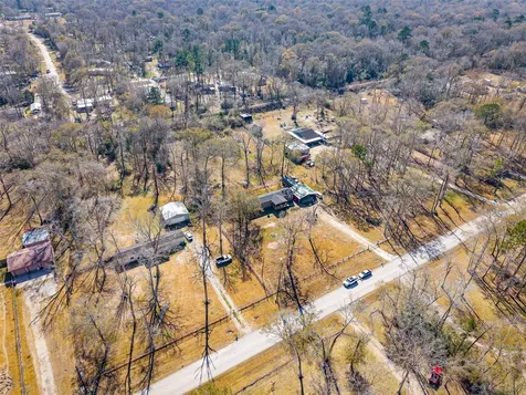 1236 County Road 6763 Dayton TX 77535
