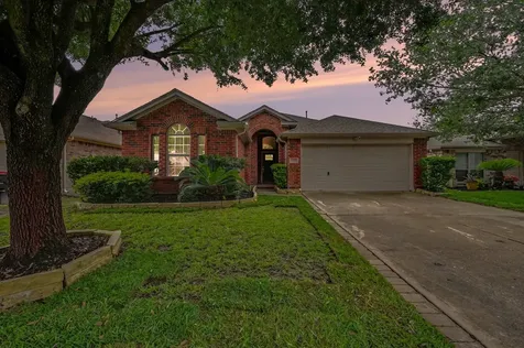 10235 Mills Run Drive Houston TX 77070