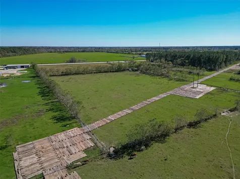 00 Sh 321/private Road Tbd Dayton TX 77535