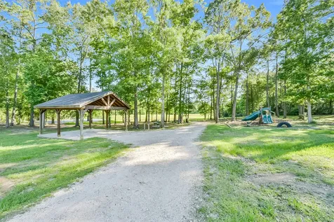 614 County Road 6324 Dayton TX 77535