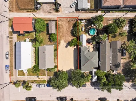 911 Avenue L Galveston TX 77550