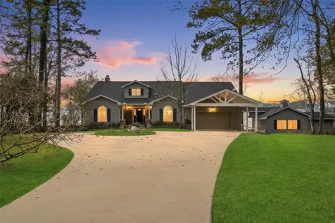 153 Shiprock Livingston TX 77351