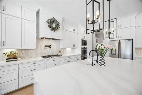 3602 Vacanti Richmond TX 77406