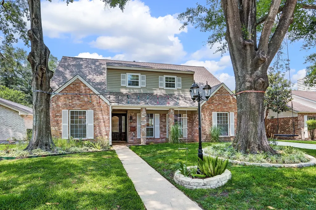 12506 Kingsride Lane Houston TX 77024