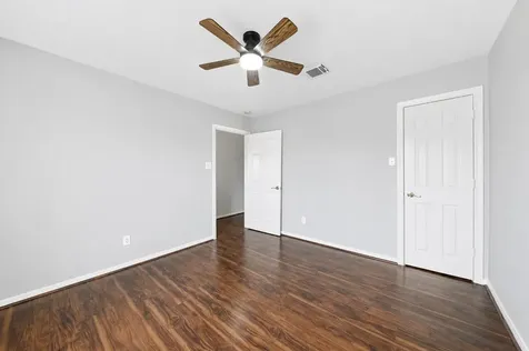 1911 Oak Hollow Court Missouri City TX 77489