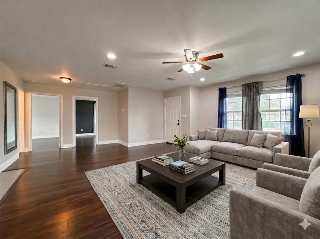 2902 Elser Street Houston TX 77009