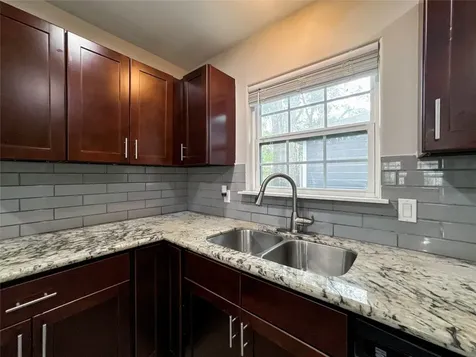 2902 Elser Street Houston TX 77009