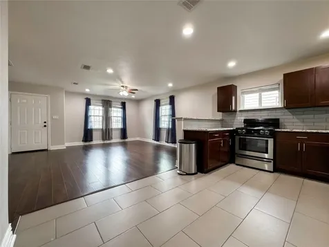 2902 Elser Street Houston TX 77009