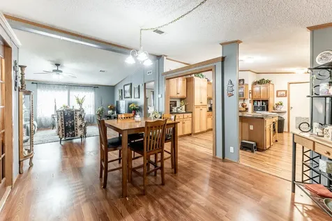 66 Horseshoe Lake Road Huntsville TX 77320