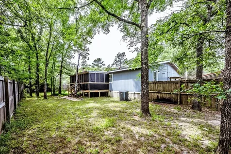 66 Horseshoe Lake Road Huntsville TX 77320