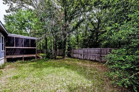 66 Horseshoe Lake Road Huntsville TX 77320