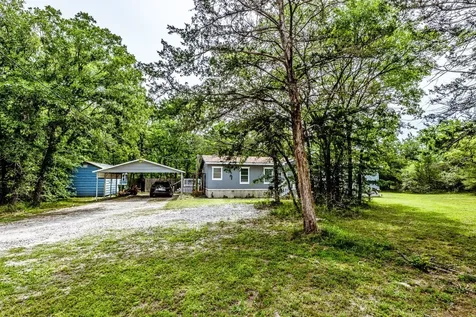 66 Horseshoe Lake Road Huntsville TX 77320