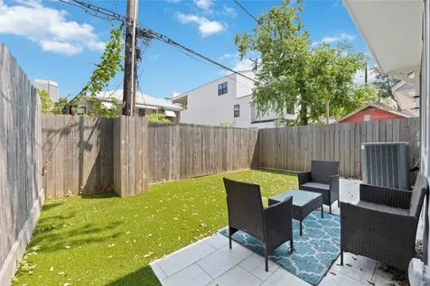 1324 W Pierce Street Houston TX 77019