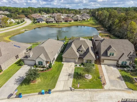 5634 Fountain Villas Way Conroe TX 77304