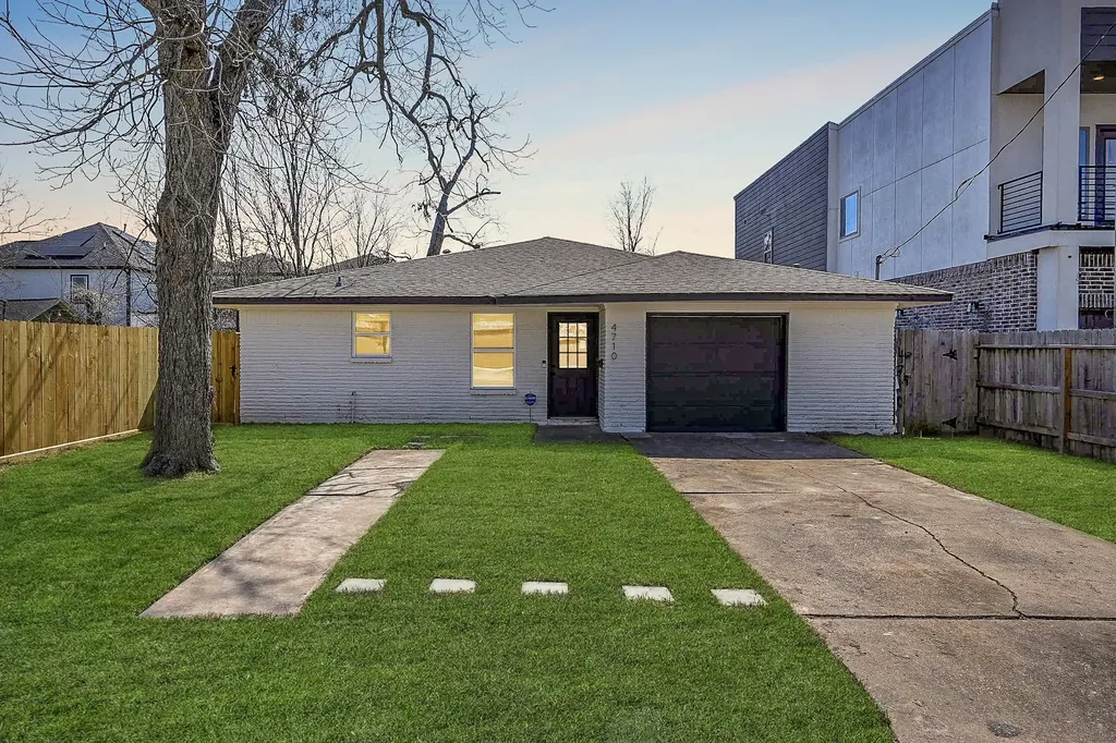 4710 Hershe Street Houston TX 77020