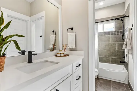5202 Pinemont Creek Lane Houston TX 77018