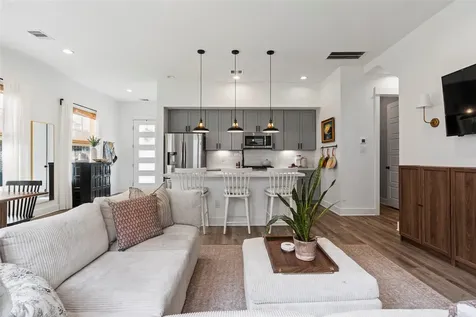 5202 Pinemont Creek Lane Houston TX 77018