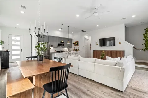 5202 Pinemont Creek Lane Houston TX 77018