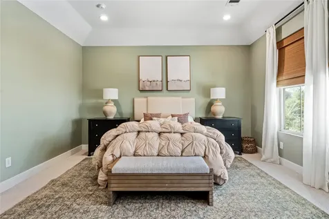 5202 Pinemont Creek Lane Houston TX 77018