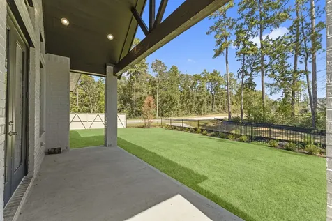330 Eastern Towhee Court Magnolia TX 77354