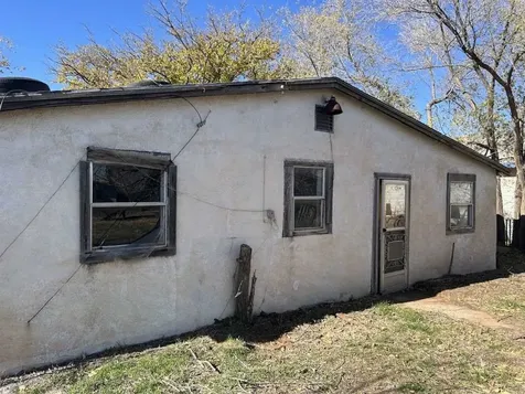 1309 S Canyon Avenue Lamesa TX 79331