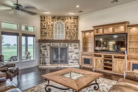 6868 Fm 360 Road Needville TX 77461