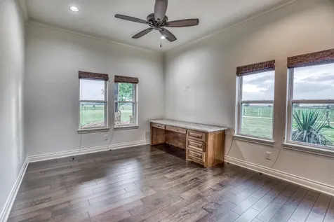 6868 Fm 360 Road Needville TX 77461