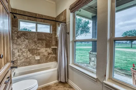 6868 Fm 360 Road Needville TX 77461