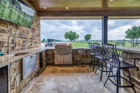 6868 Fm 360 Road Needville TX 77461