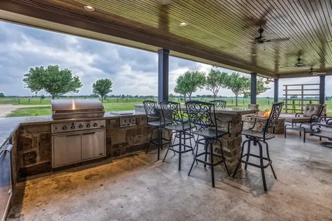 6868 Fm 360 Road Needville TX 77461