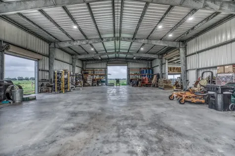 6868 Fm 360 Road Needville TX 77461