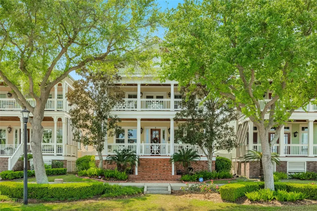 6 Criolla Court Galveston TX 77554