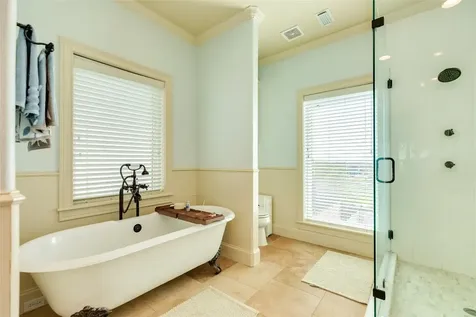 6 Criolla Court Galveston TX 77554