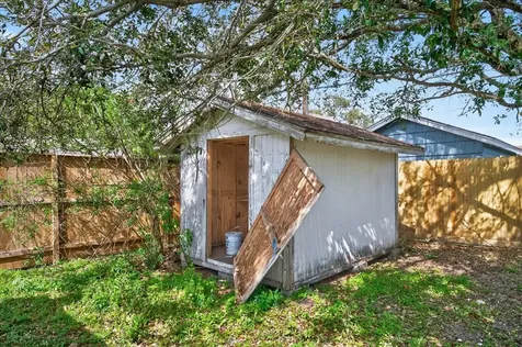 416 22nd Avenue N Texas City TX 77590