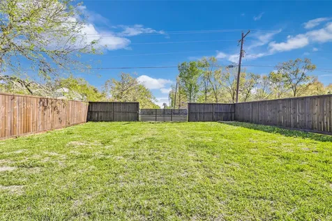 105 Primrose Livingston TX 77351