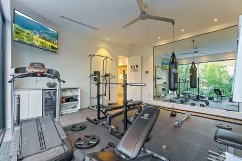5419 John Dreaper Drive Houston TX 77056