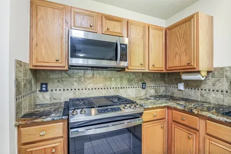 6806 Woodland Oaks Magnolia TX 77354