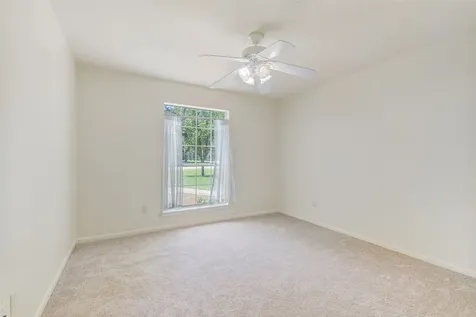 6806 Woodland Oaks Magnolia TX 77354