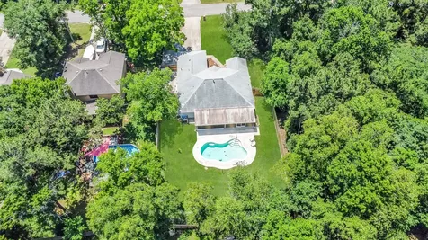 6806 Woodland Oaks Magnolia TX 77354