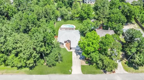 6806 Woodland Oaks Magnolia TX 77354