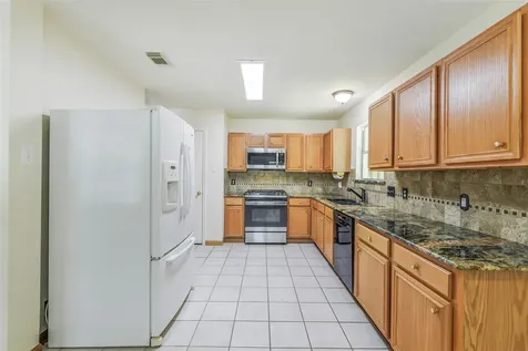 6806 Woodland Oaks Magnolia TX 77354
