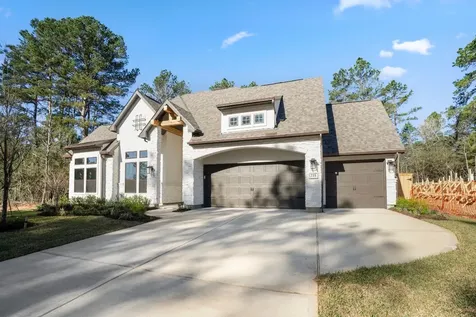 235 Nancy Lou Lane Willis TX 77318