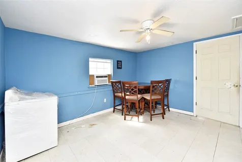 4104 Walker Street Houston TX 77023