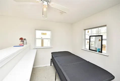 4104 Walker Street Houston TX 77023