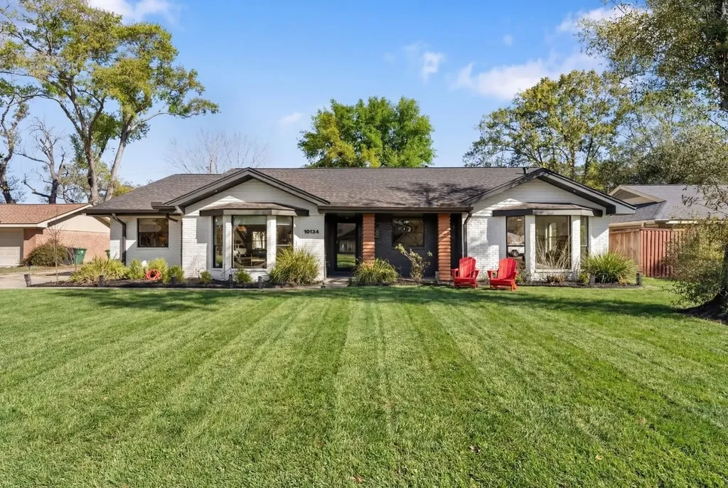 10134 Knoboak Drive Houston TX 77080