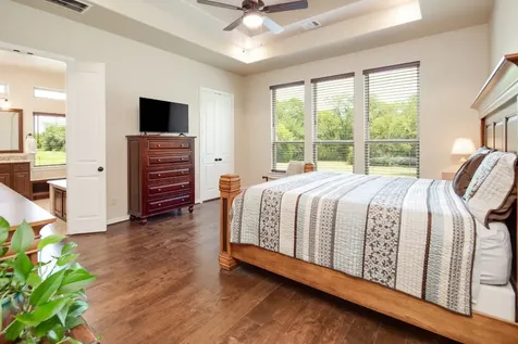 10222 Wessex Bend Iola TX 77861
